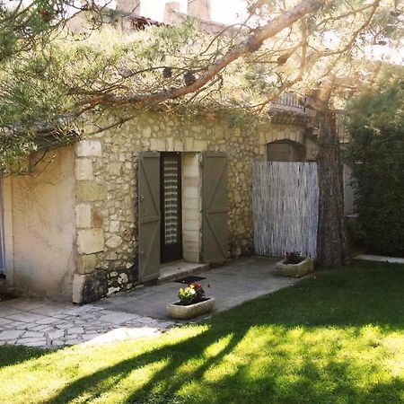 Eygalières Mas Grimaud - Gite- Studio Et Chambres D'Hotes Familiales المظهر الخارجي الصورة